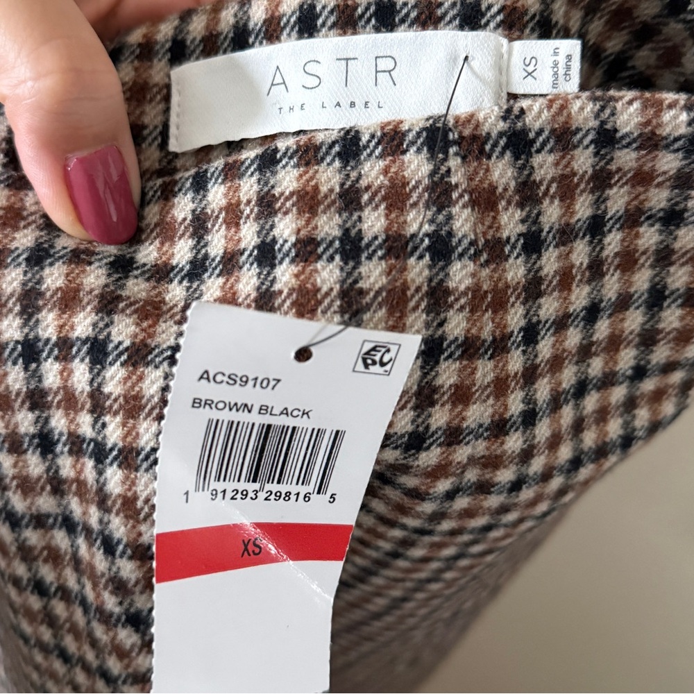 NWT ASTR the Label Wool Blend Houndstooth Plaid A-Line Mini Skirt size XS - Picture 3 of 4